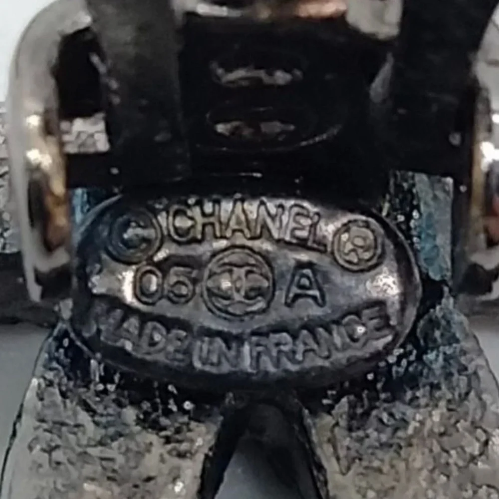 Chanel Red Crystal Earrings - Picture 2 of 8